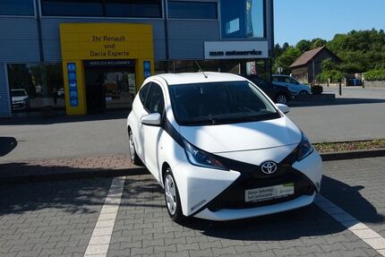 Toyota Aygo (X) 78.850 km 5.990 &euro; Groß-Bieberau 64401