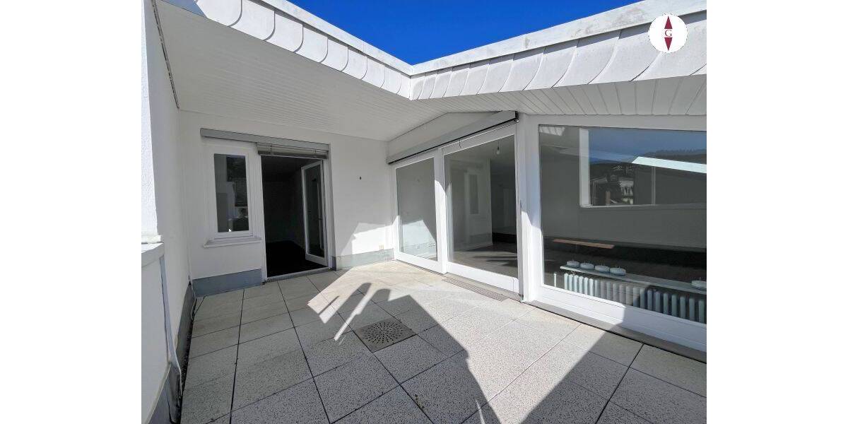 Etagenwohnung Baden-Baden Innenstadt - 2 Zimmer, 128 m&sup2;, 1.480&euro; | Angebot:26389344