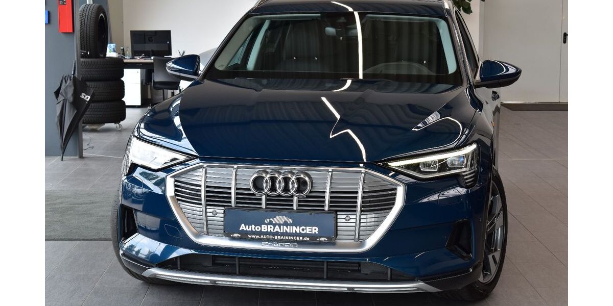 Audi e-tron 111.385 km 23.950 &euro; Altdorf/Landshut 84032