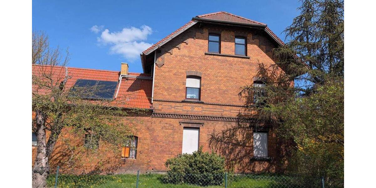 Mehrfamilienhaus, Wohnhaus Bad Schmiedeberg - 8 Zimmer, 193 m&sup2;, 128.000&euro; | Angebot:26379546