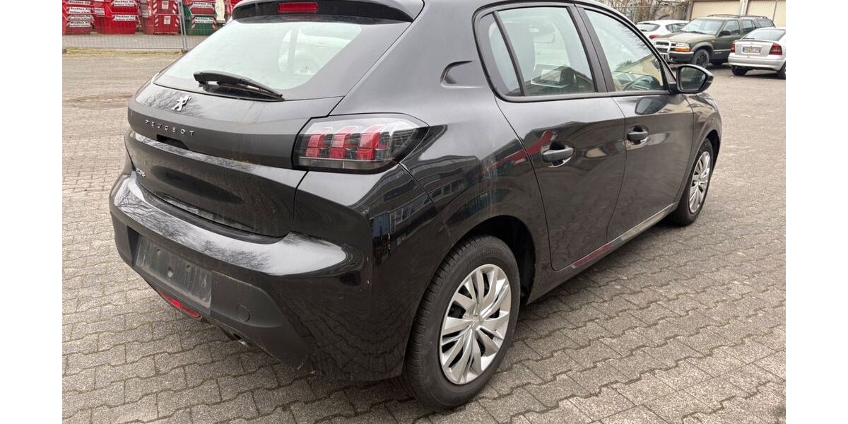Peugeot 208 92.305 km 6.783 € Frankfurt am Main 60389