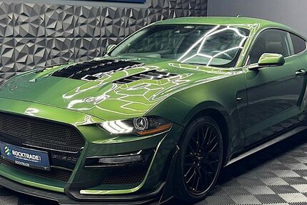 Ford Mustang 13.999 km 42.990 € Leipzig 04178