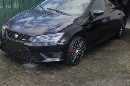 Seat Leon 65.000 km 19.400 &euro; Verl 33415
