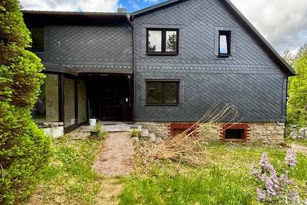 Preisreduzierung! Doppelhaushälfte mit großem Garten und Wintergarten in Schalkau! 6 zimmer