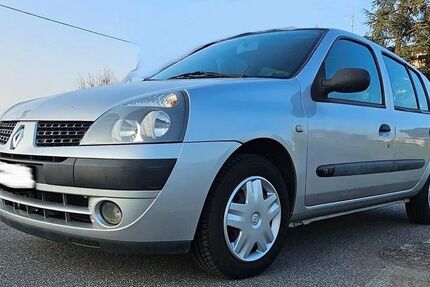 Renault Clio 67.000 km 3.500 &euro; Essen 45309
