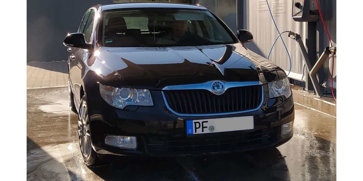 Skoda Superb 182.500 km 4.990 &euro; Birkenfeld 75217