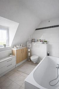 HELLES WOHNEN UNTER DEM DACH MIT POTENZIAL - Dachgeschoßwohnung Stutensee | Angebot:26029761