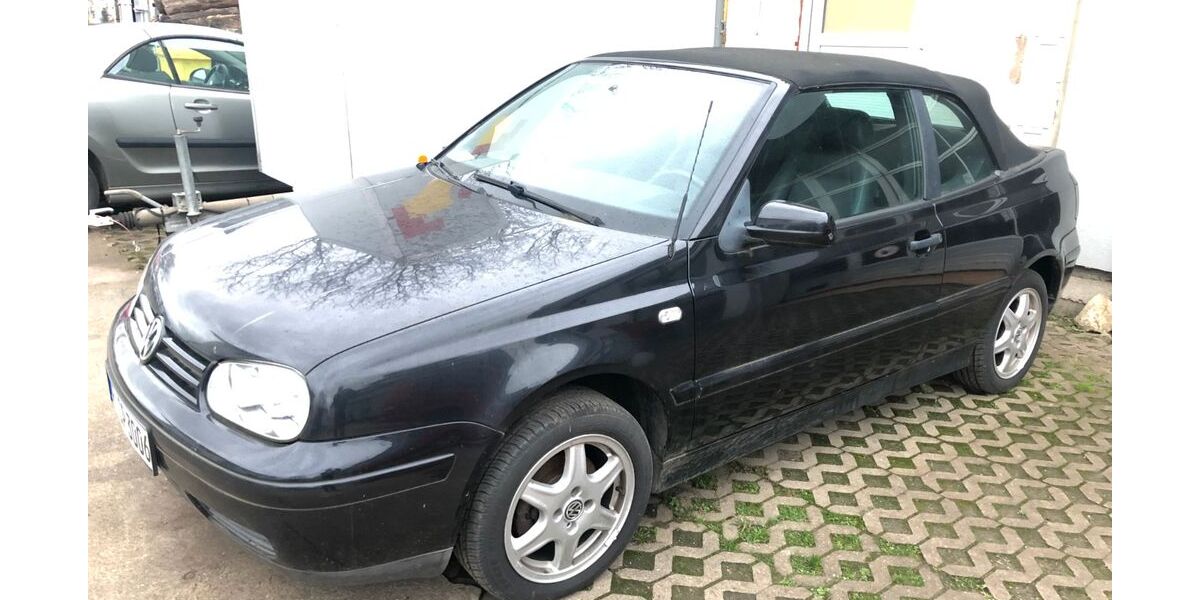 VW Golf 235.298 km 2.290 &euro; Eich 67575