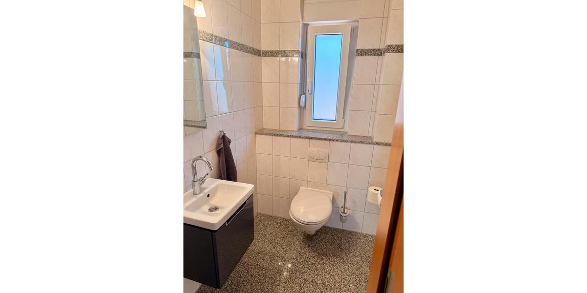 Bauernhaus, Landhaus Schwalbach - 9 Zimmer, 254 m&sup2;, 670.000&euro; | Angebot:27059315
