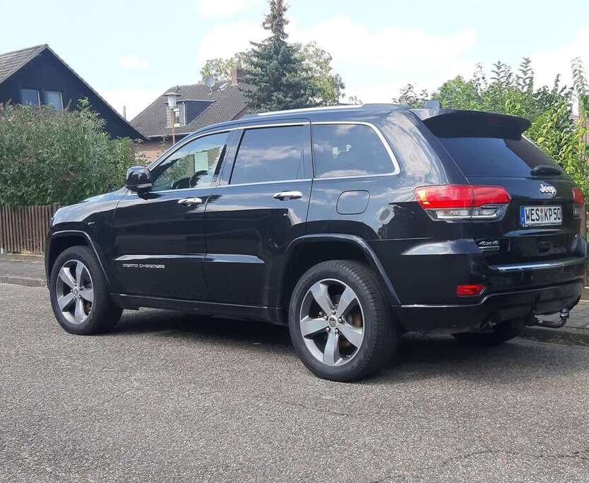 Jeep Grand Cherokee 281.000 km 11.000 € Xanten 46509