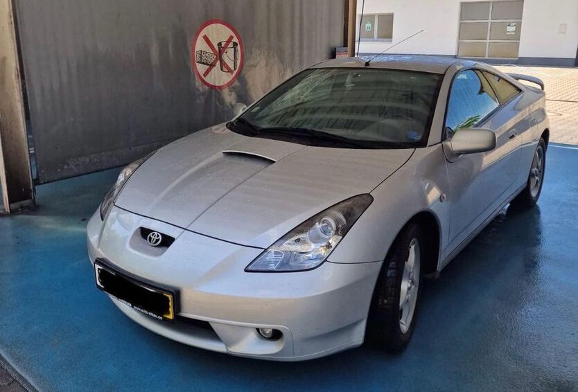 Toyota Celica 78.291 km 5.900 € Berlin 12629