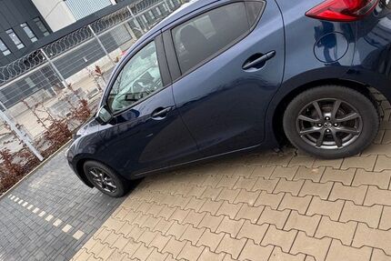 Mazda 2 100.000 km 11.500 &euro; Hattersheim 65795