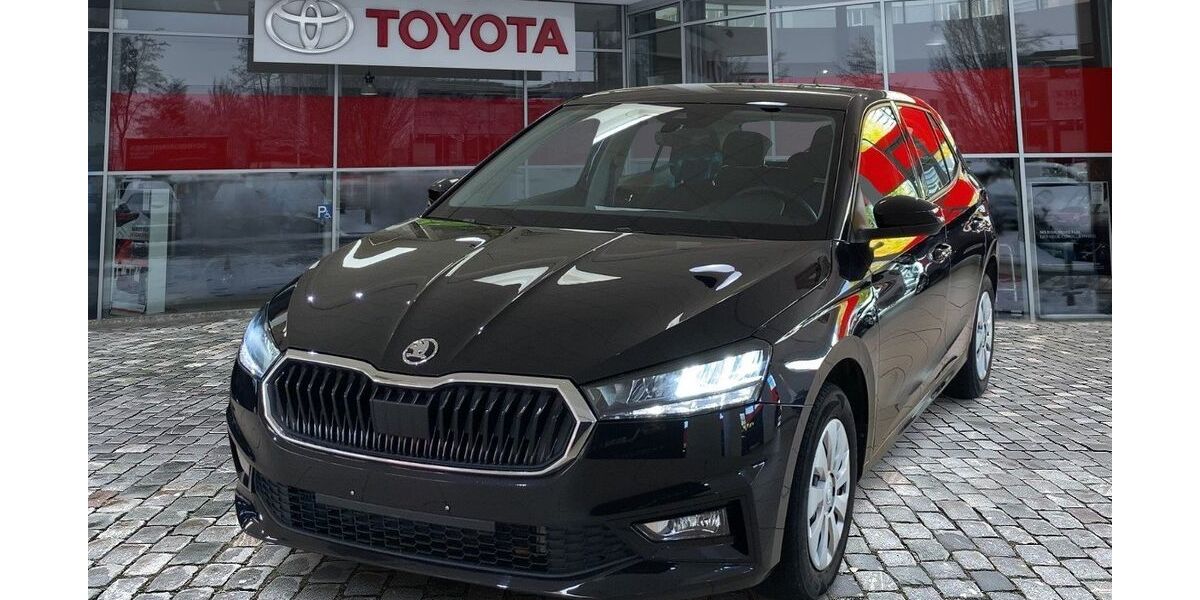 Skoda Fabia 48.553 km 14.990 &euro; München 80687