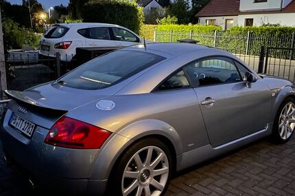 Audi TT 158.000 km 9.500 &euro; Berlin 12349