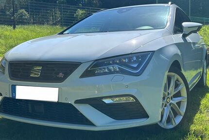 Seat Leon 84.000 km 20.550 &euro; Steinbach-Hallenberg 98587