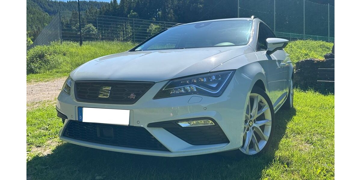 Seat Leon 84.000 km 20.550 &euro; Steinbach-Hallenberg 98587