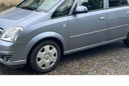 Opel Meriva 123.724 km 2.990 &euro; Vettelschoss 53560