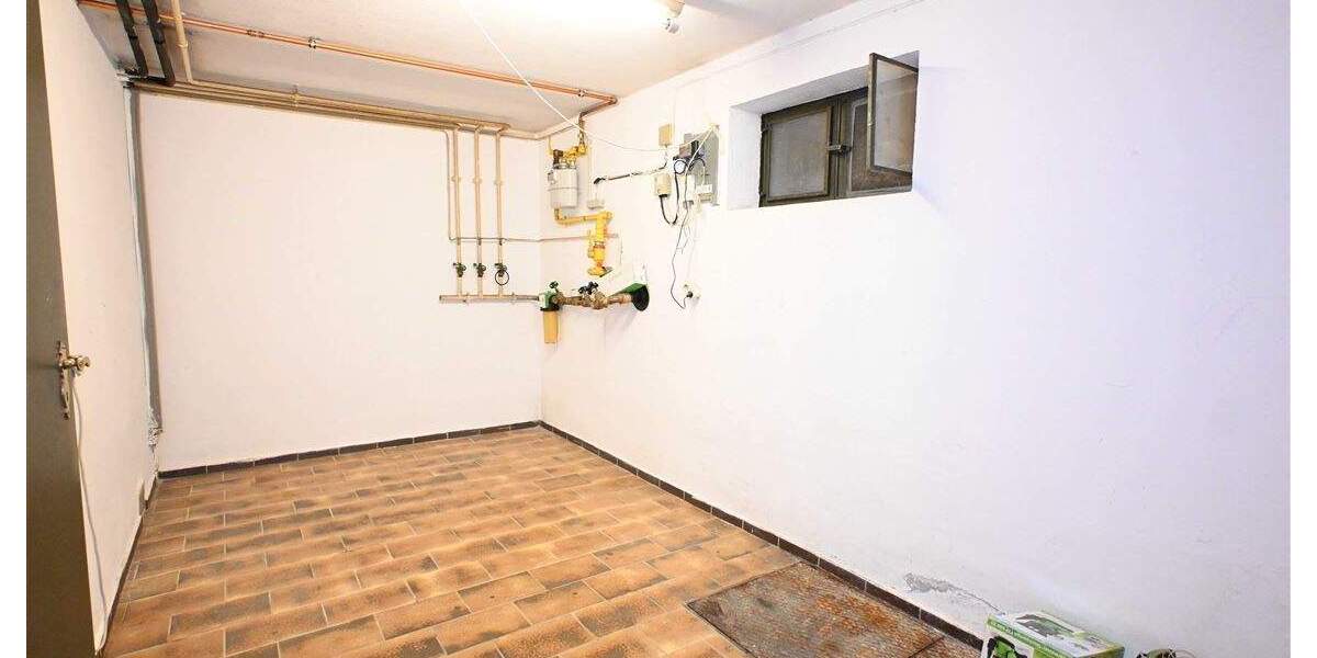 Reihenmittelhaus Kassel Süsterfeld/Helleböhn - 4 Zimmer, 104 m&sup2;, 295.000&euro; | Angebot:24594295