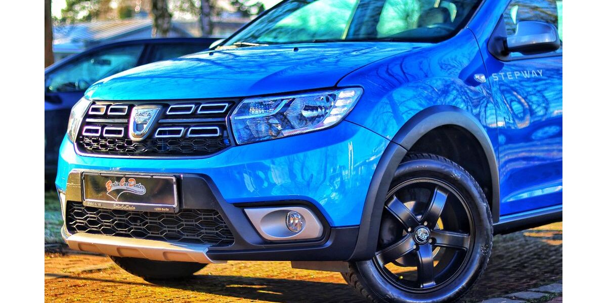 Dacia Sandero 66.000 km 8.999 &euro; Berlin 12309