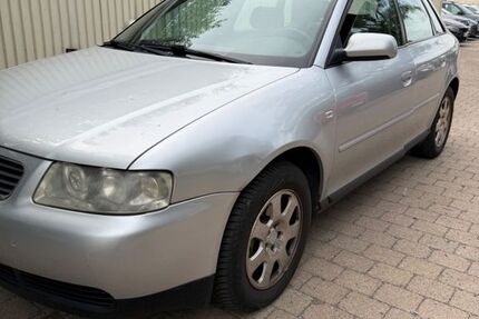 Audi A3 207.000 km 1.099 &euro; Kassel 34123