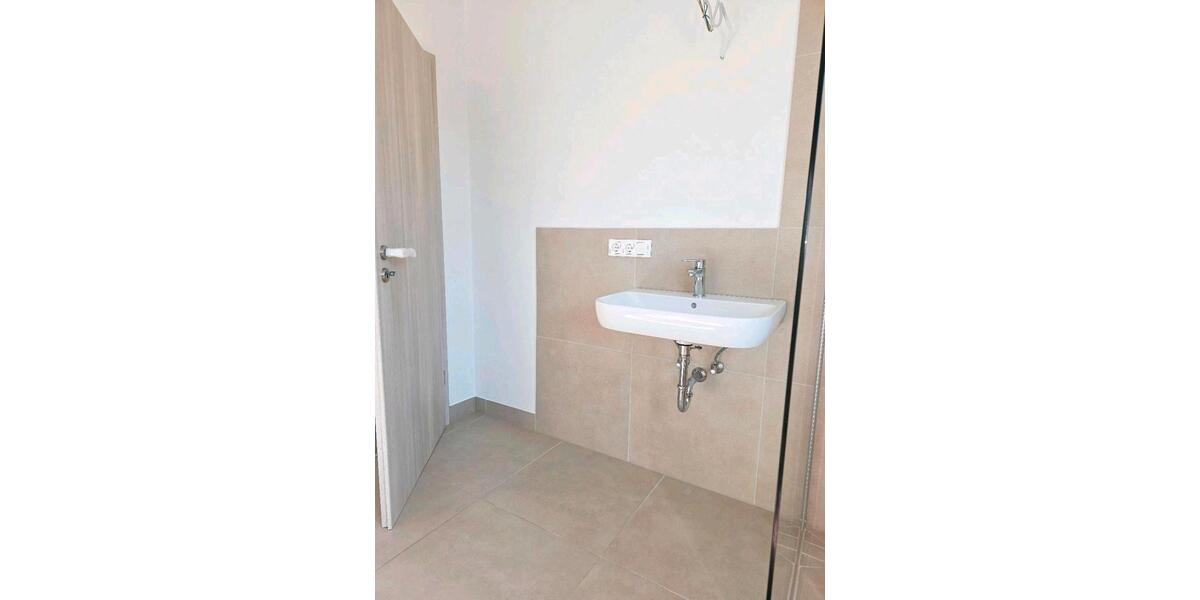 Etagenwohnung Ibbenbüren Bockraden - 5 Zimmer, 1.000 m&sup2;, 900&euro; | Angebot:26411562