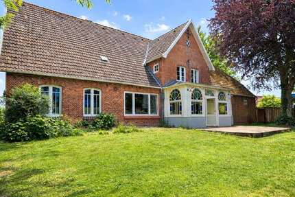 Haus Oldenswort - 6 Zimmer, 185 m&sup2;, 250.000&euro; | Angebot:25141741