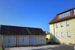 Wohnen am Main, wenige Gehminuten vom Marktplatz Volkach entfernt! 3 Zimmer - Wohnung mit Balkon, Kellerraum und Stellplatz! 3 zimmer