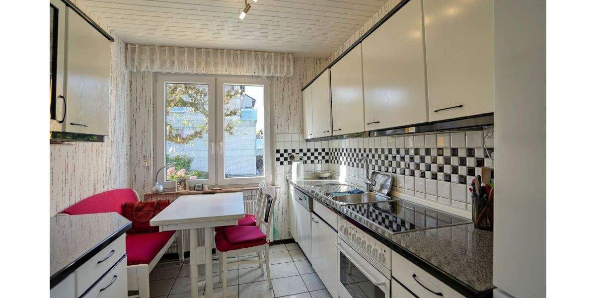 Einfamilienhaus mit Erweiterungspotential auf großem Grundstück in ruhiger Wohnlage 5 zimmer