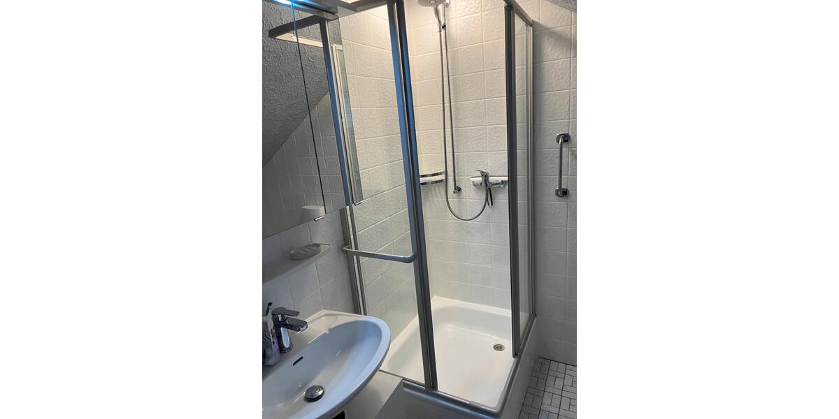 Dachgeschoßwohnung Hövelhof - 2 Zimmer, 55 m&sup2;, 980&euro; | Angebot:26165958