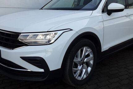 VW Tiguan 80.291 km 22.950 &euro; Altentreptow 17087