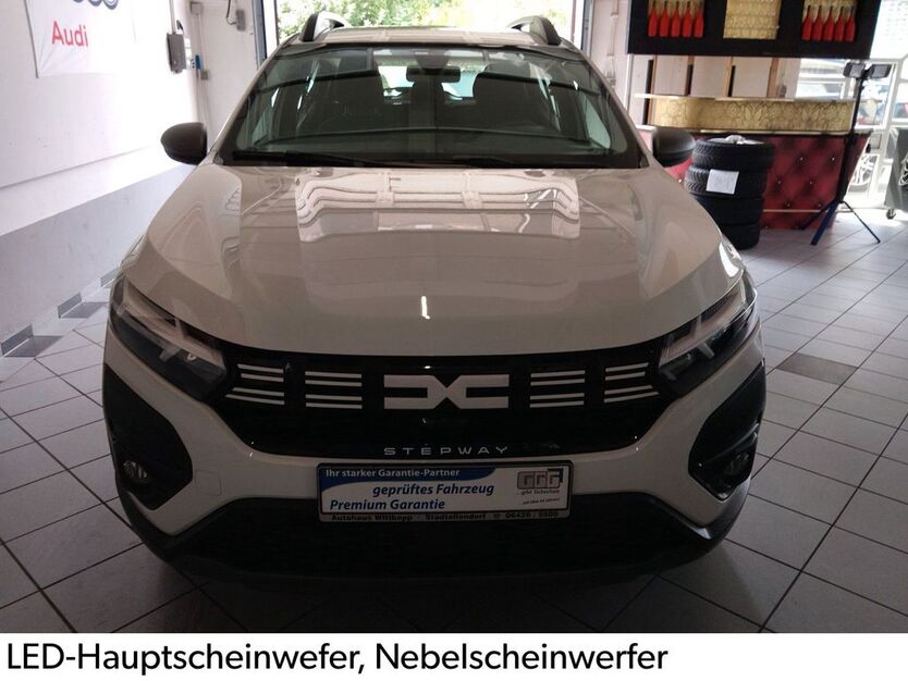 Dacia Sandero 12.200 km 15.995 € Stadtallendorf 35260