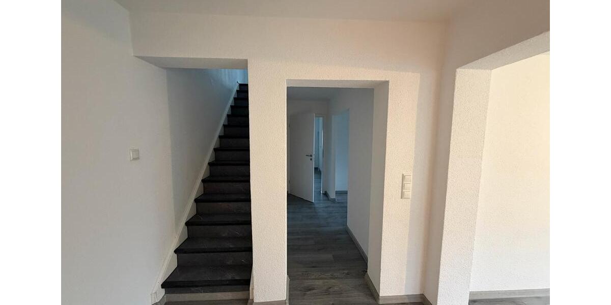 Doppelhaushälfte Braunschweig Wabe-Schunter-Beberbach - 3 Zimmer, 90 m&sup2;, 1.500&euro; | Angebot:25379049