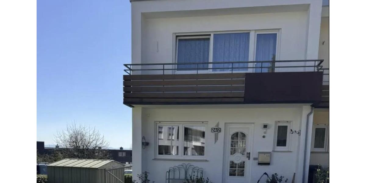 Reiheneckhaus von Privat in Herrenberg - Brahmsstraße 5.5 zimmer