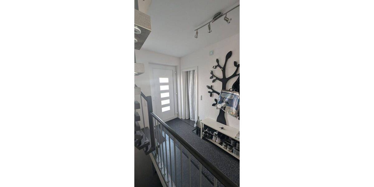 Modernes Einfamilienhaus in sehr ruhiger Lage auf großem Grundstück in Ebnat mit Doppelgarage 5 zimmer