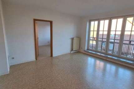 Wohnung Dessau-Roßlau Roßlau - 2 Zimmer, 48 m&sup2;, 366&euro; | Angebot:25656103