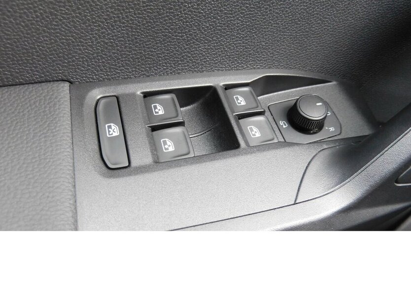 Seat Arona 1.0 Style TSI BMT Navi Klima Alu 23.600 km 15.990 € Vordorf 38533