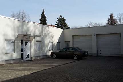 Büro in Merseburg 1.745 € 410 m²