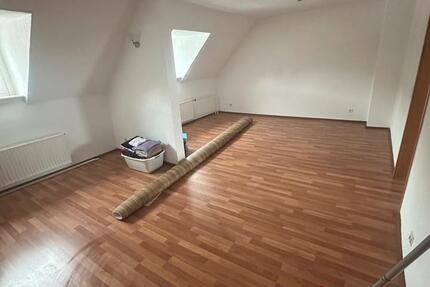 Wohnung Remscheid - 3 Zimmer, 75 m&sup2;, 750&euro; | Angebot:24876826