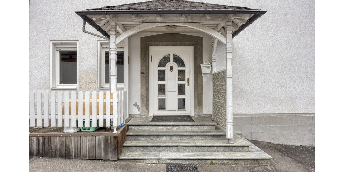Großes Wohnhaus mit vielfältigem Nutzungspotential - Einfamilienhaus Moschheim | Angebot:26932451