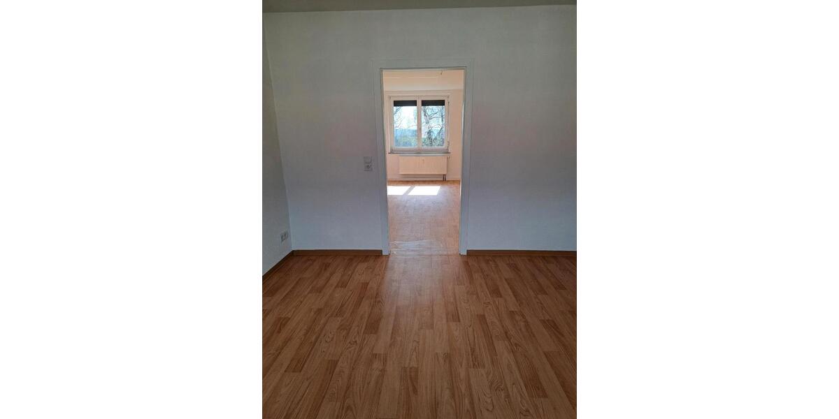 Etagenwohnung Hohenmölsen - 2 Zimmer, 54 m&sup2;, 47.500&euro; | Angebot:26115066