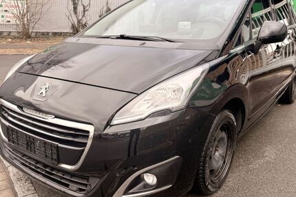 Peugeot 5008 165.000 km 5.790 &euro; Fürth 90763