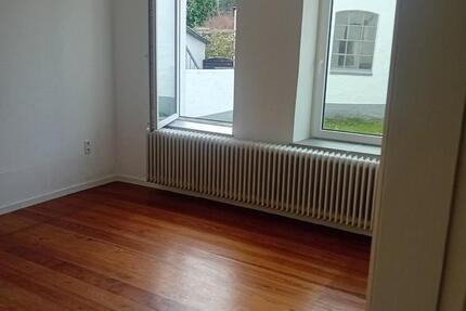 Wohnung Busdorf - 3 Zimmer, 70 m&sup2;, 500&euro; | Angebot:25408425