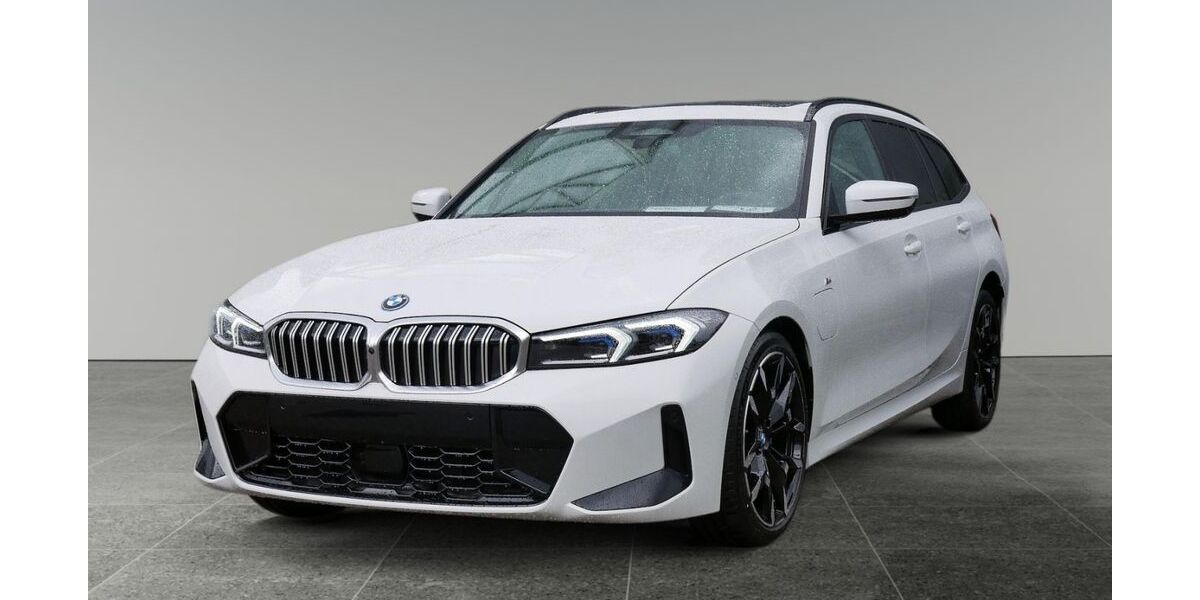 BMW 330 5.900 km 62.590 &euro; Norderstedt 22848