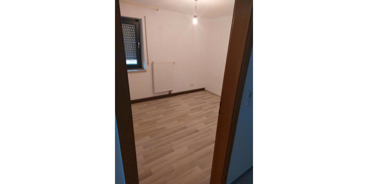 4 Zimmer Wohnung ab sofort zu vermieten zimmer