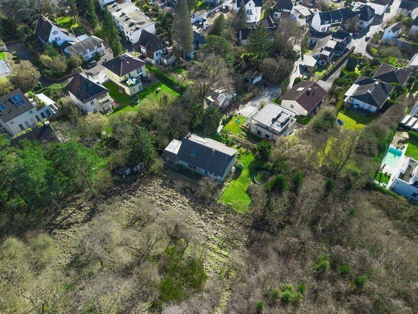 Verwirklichen Sie Ihr Wunschhaus in Bestlage! Rd. 2000 m2 Baugrundstück mit vielen Möglichkeiten. zimmer
