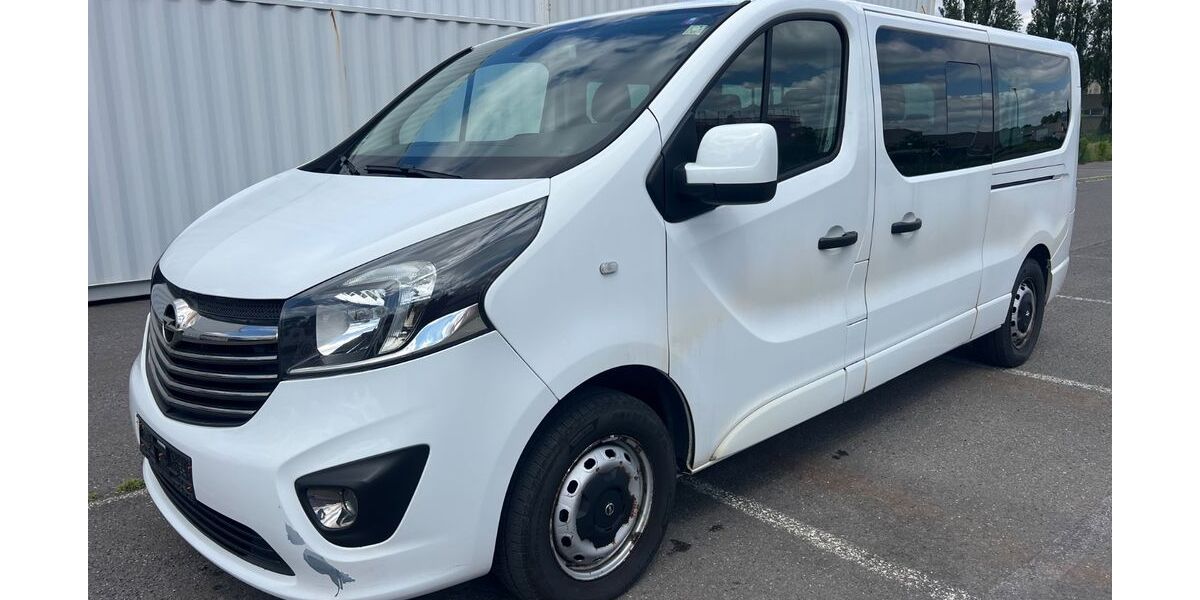 Opel Vivaro 230.000 km 8.990 &euro; Berlin 12057