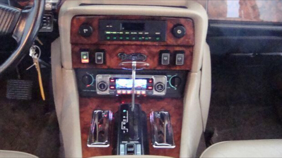 XJ12
