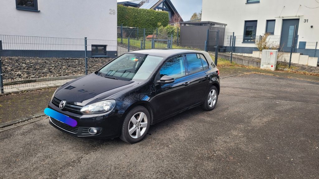 VW Golf 213.000 km 5.000 &euro; Bergisch Gladbach 51069