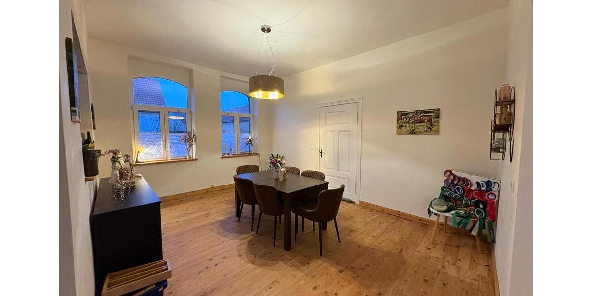 Hochparterre Bismark (Altmark) - 2 Zimmer, 80 m&sup2;, 500&euro; | Angebot:24890933