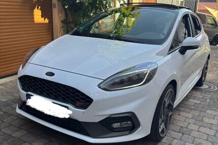 Ford Fiesta 87.000 km 16.999 &euro; Dingelstädt 37351